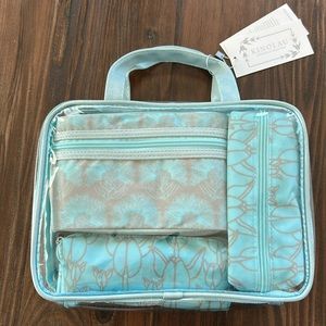 Manaola cosmetic bags